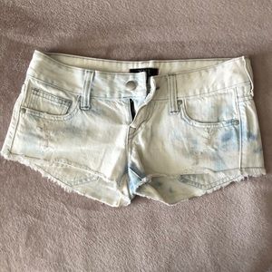 Jean shorts 🤍🦋